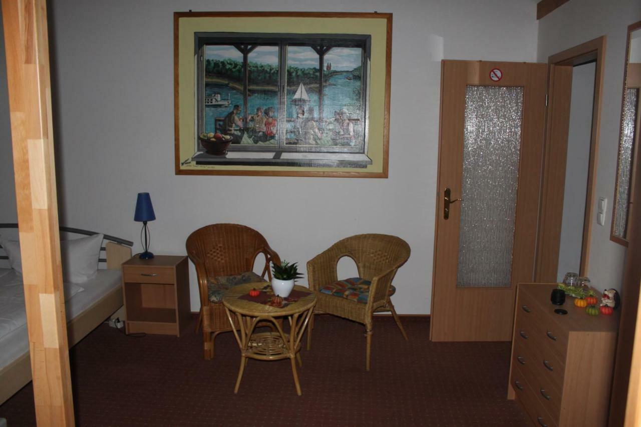 Pension Luisenhof Tangermünde Εξωτερικό φωτογραφία